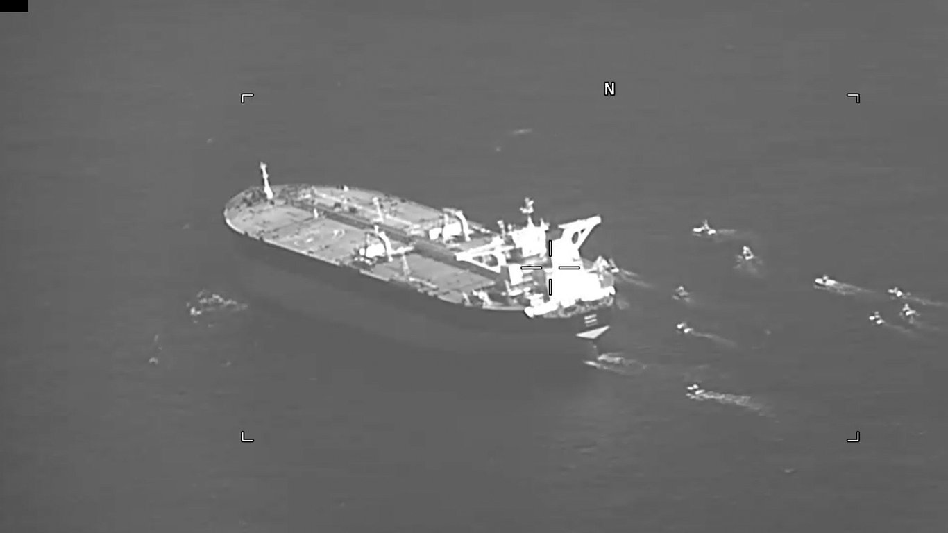 Іран затримав другий іноземний танкер за тиждень
