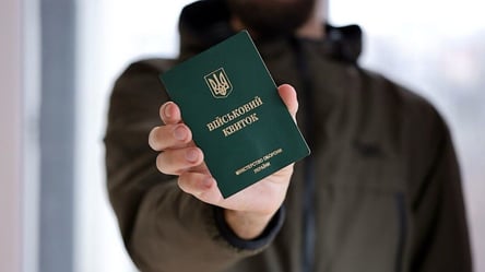 Чоловік невчасно продовжив відстрочку — що вирішив суд - 290x160