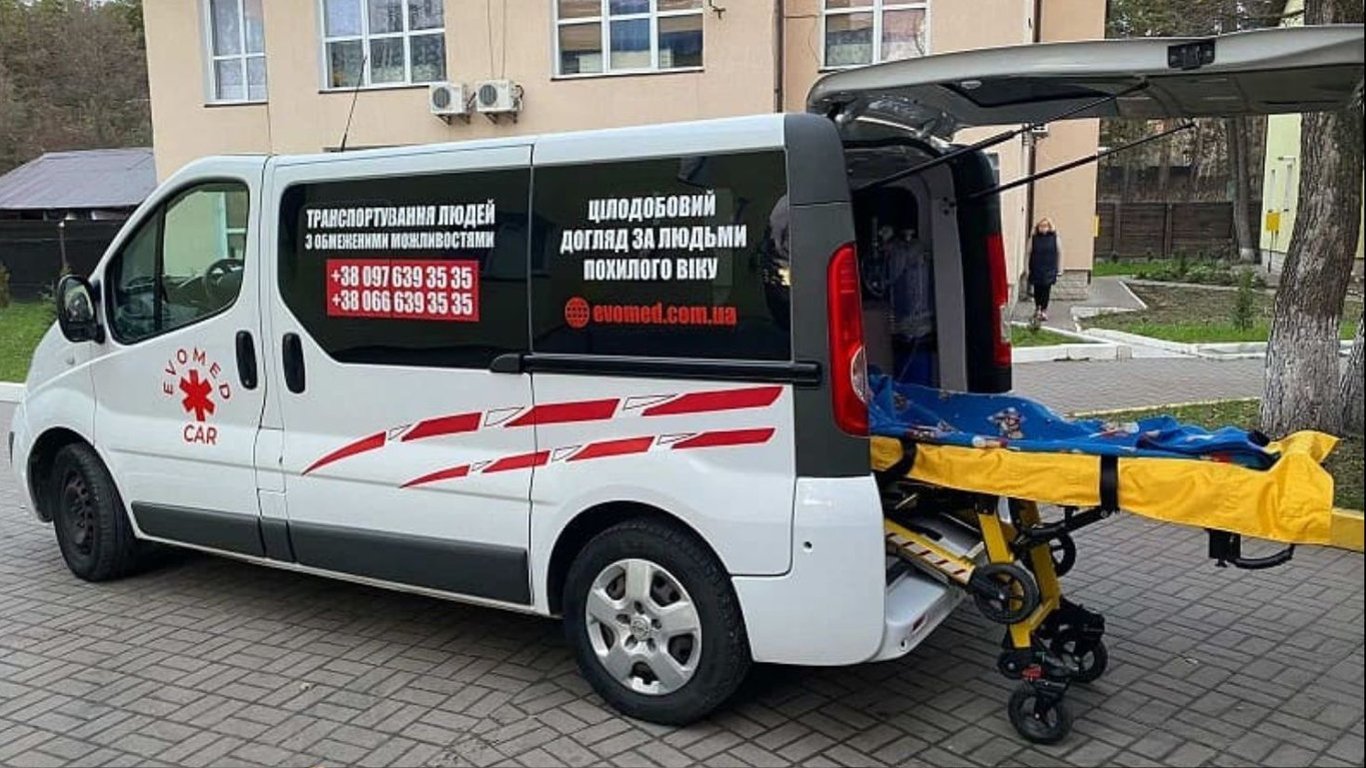 Транспортировка больных по Киеву — услуги медицинского такси "Эвомед"