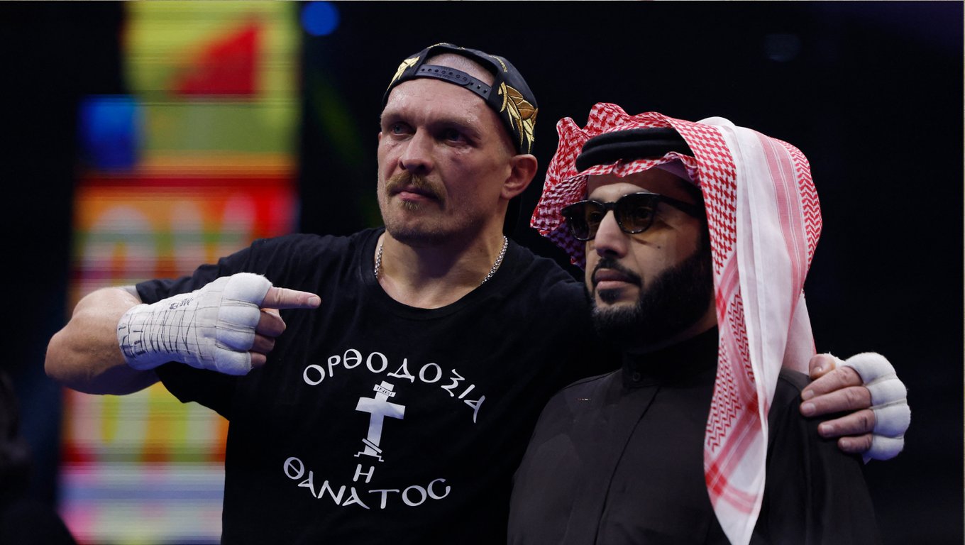 Олександр Усик та Турки аш-Шейх