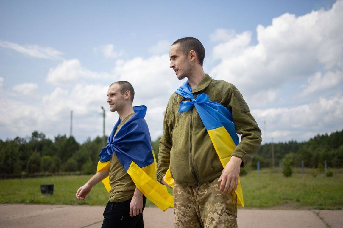 Кадри з обміну полоненими з Росією 9 червня