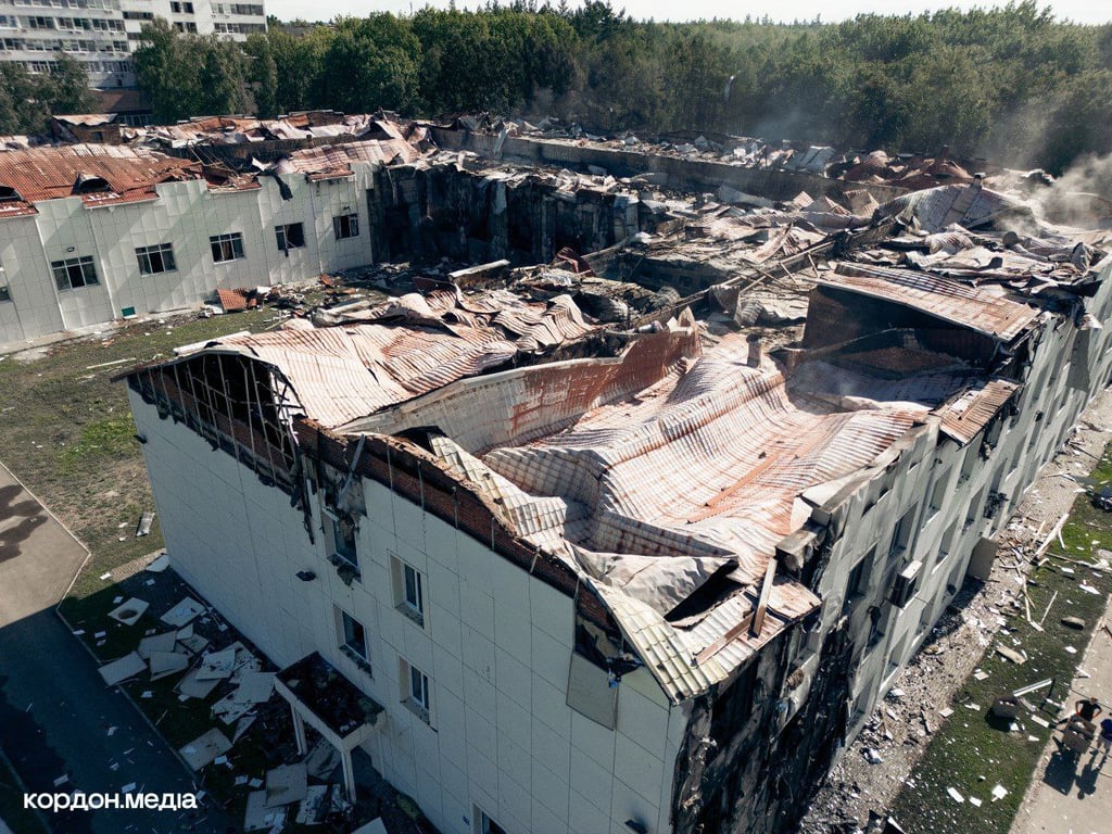 Обстріл університету в Сумах 18 серпня