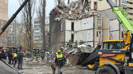 В Одессе завершили поисково-спасательную операцию на месте попадания дрона в дом - 290x166