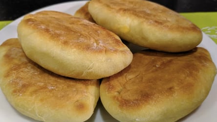 Пиріжки без смаження, без духовки та без дріжджів: тісто "на швидку руку" - 290x166