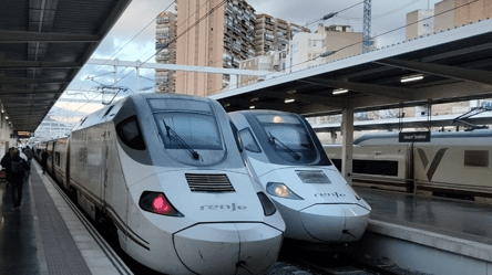 Іспанія оновлює парк швидкісних поїздів до 350 км/год - 290x166