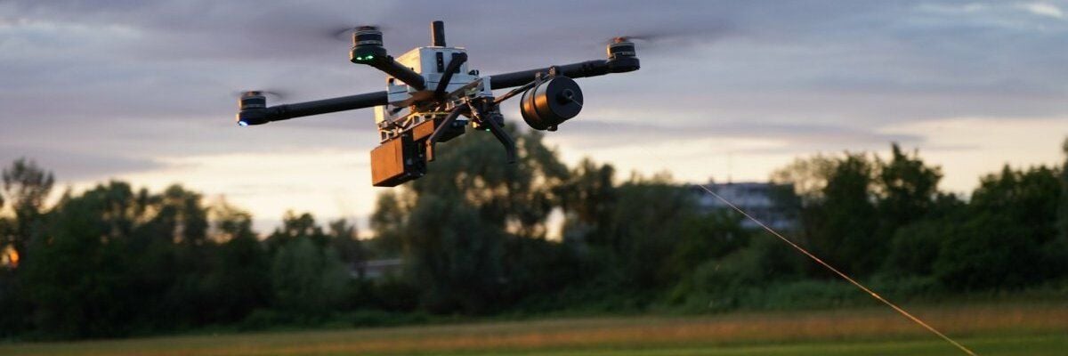 Чим небезпечний дрон на оптоволокні