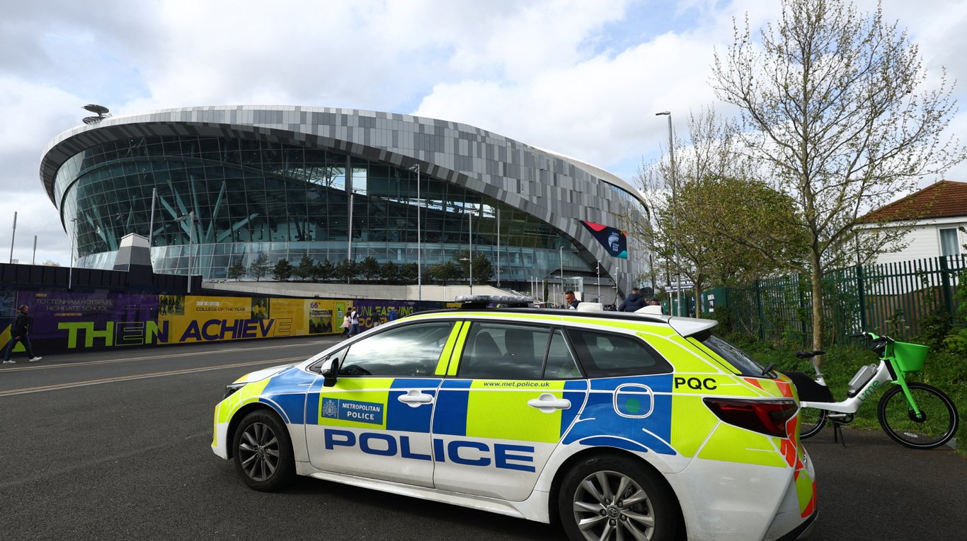 Полиция на стадионе