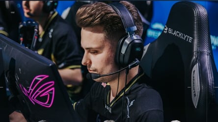 NAVI здолали російську Aurora та вийшли в півфінал турніру в Роттердамі - 285x160