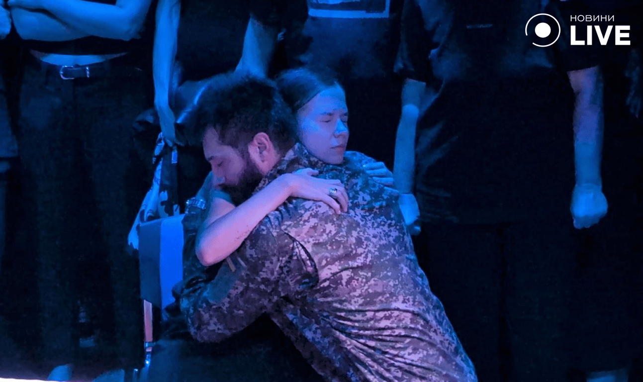 Побратими Юрія з батальйону "Ахіллес" на церемонії прощання