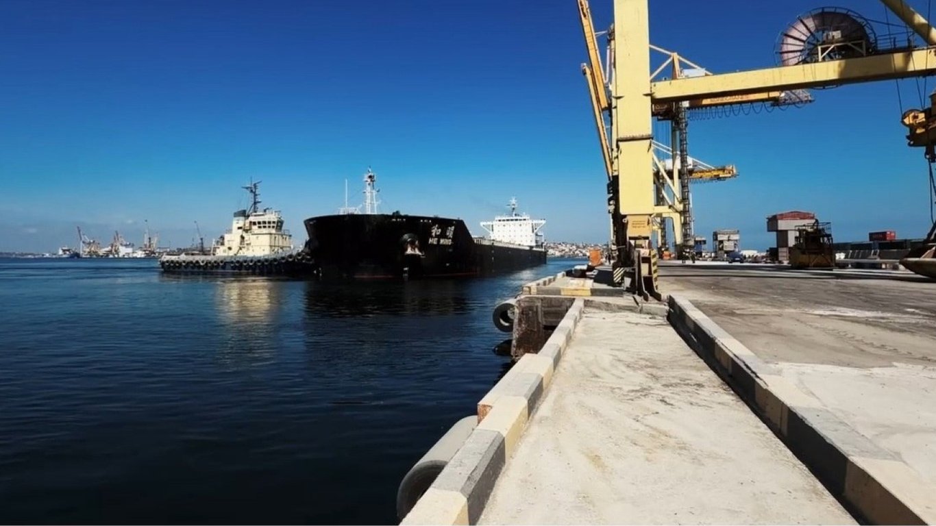 Украинский морской коридор: порты Одесчиныустановили рекорд