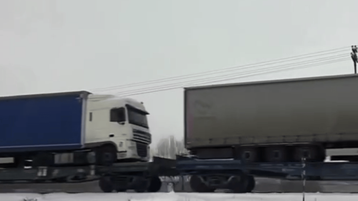 Геніальний лайфхак — у який спосіб українці обходять блокаду на польському кордоні