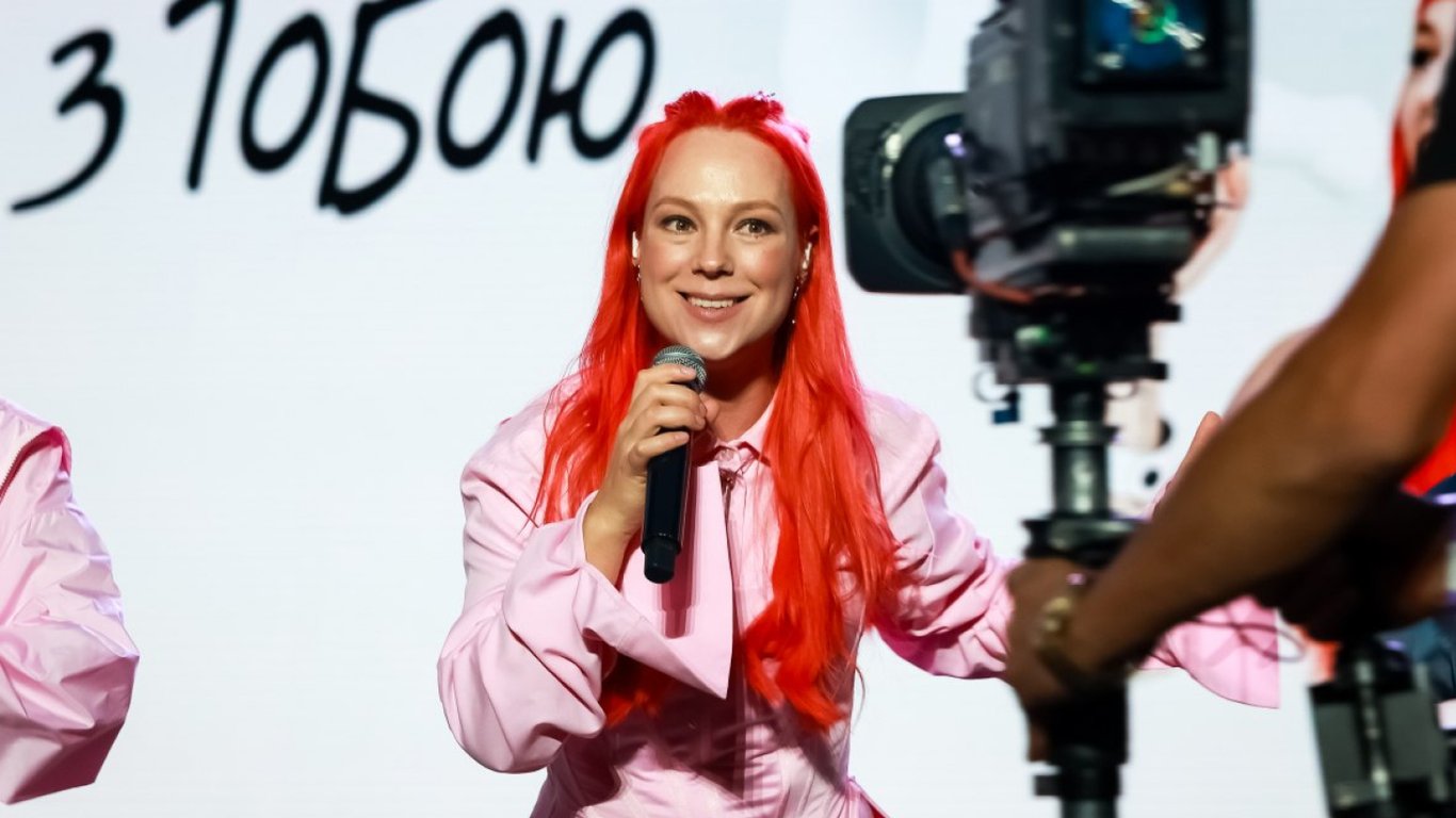 Тарабарова ответила критикам участницы Евровидения LELEKA