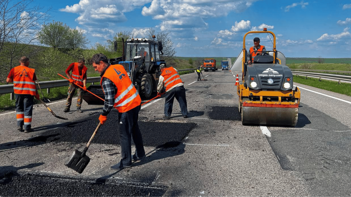 До уваги водіїв: на міжнародній автодорозі Одеса — Бухарест почався ремонт
