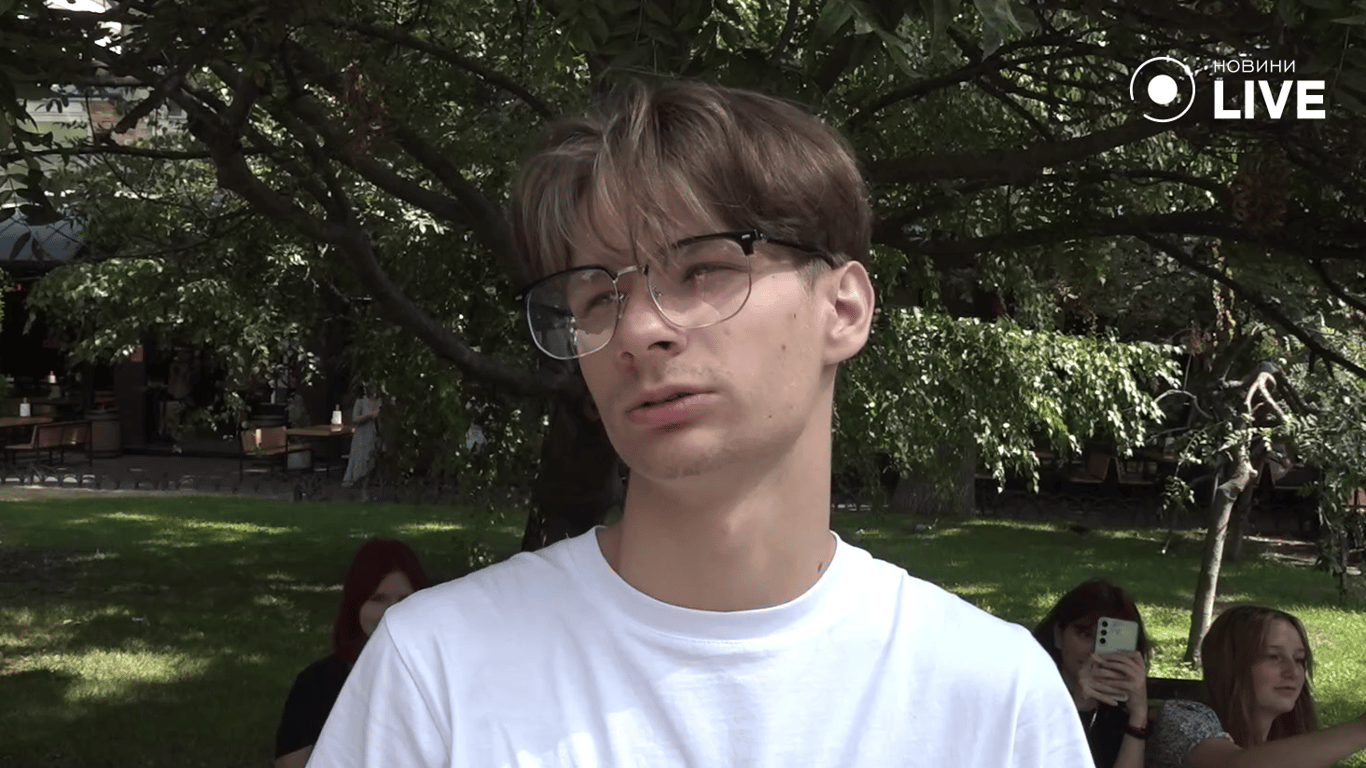 Олександр про донати