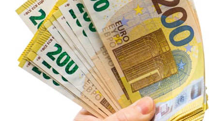 Украинцы могут получить 6 тысяч евро — условия программы EU4Youth - 285x160