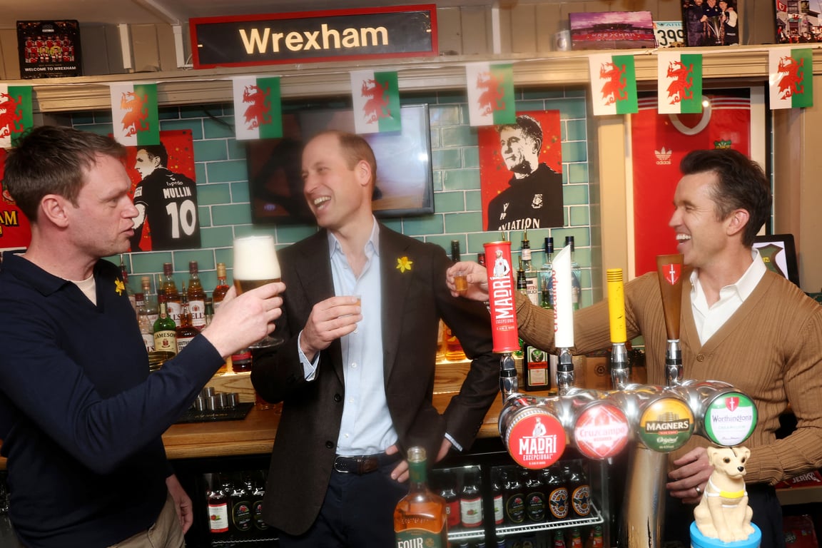 Принц Уильям во время рабочего визита в Уэльсе. Фото: Reuters