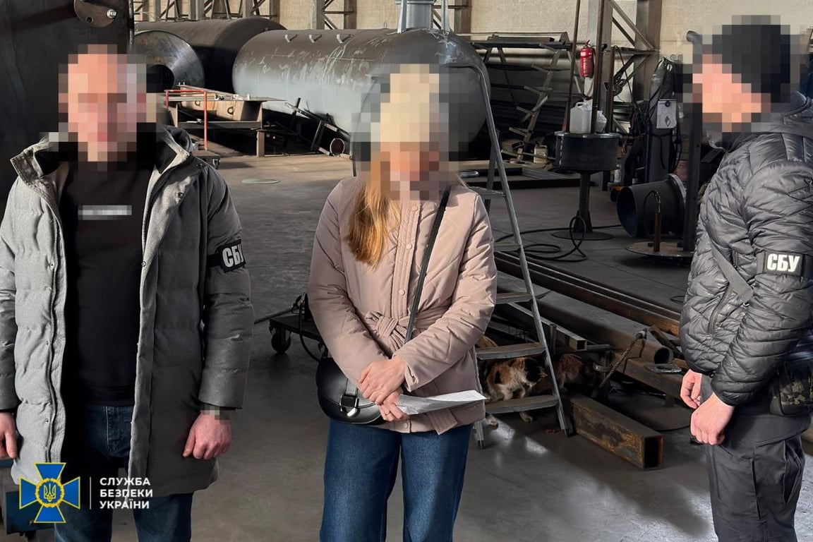 Затримали посадовців, які допомагали Росії обходити санкції