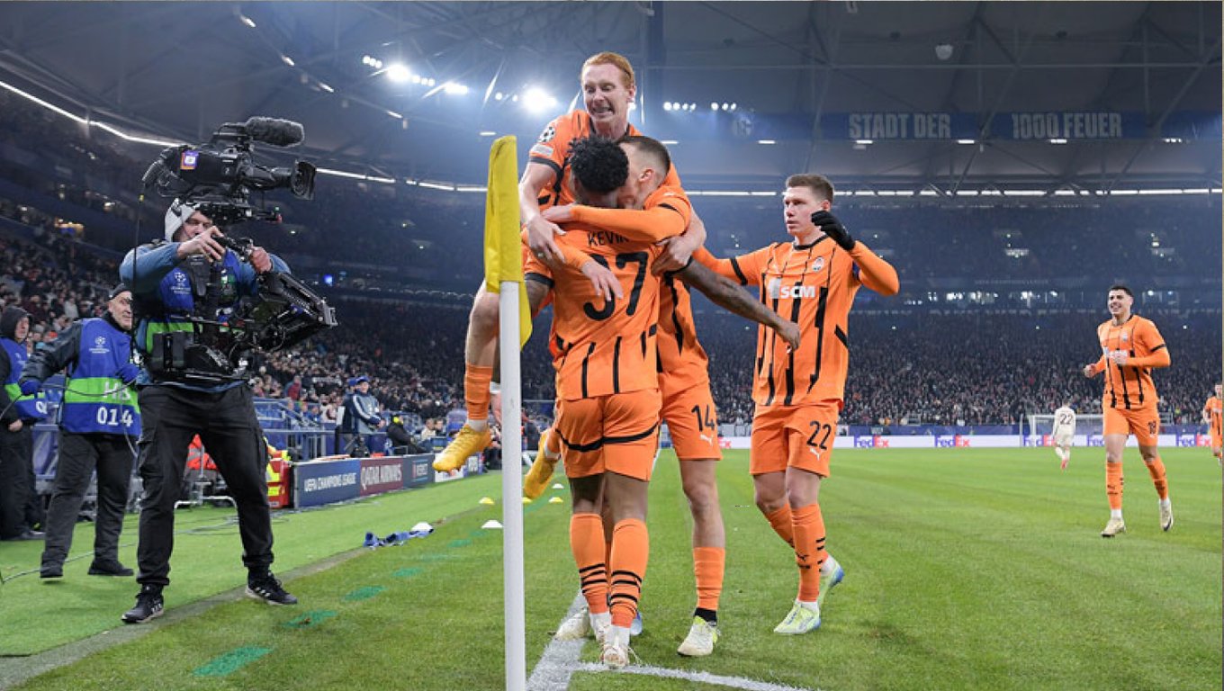 Шахтер Донецк