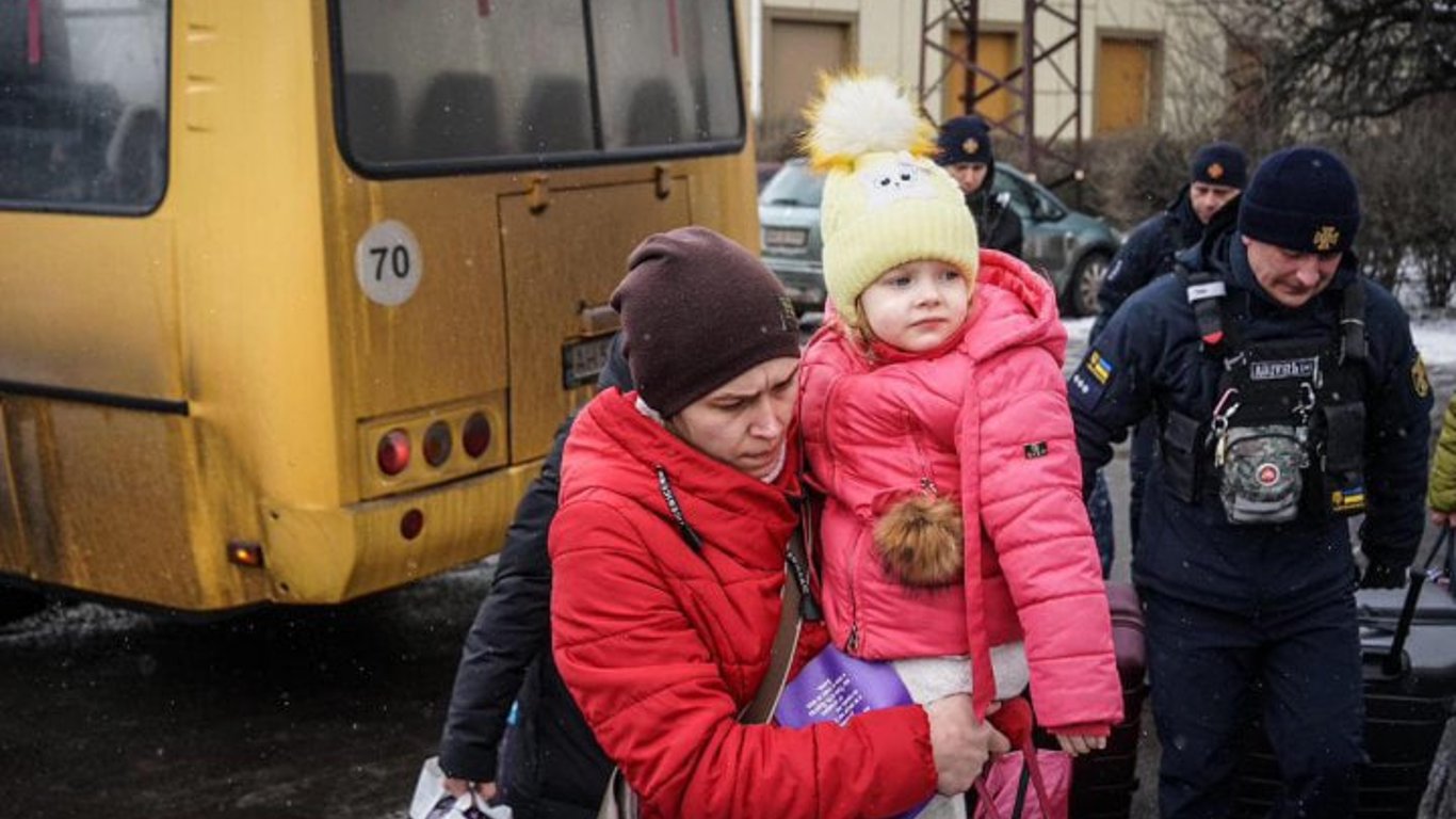 Из Авдеевки удалось эвакуировать последнего ребенка, — глава МВА Барабаш