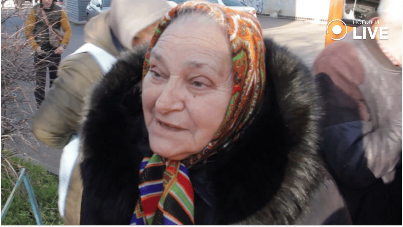 Одесити розповіли, як переживають наслідки атаки