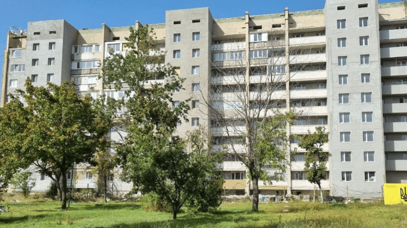 Дев'ятиповерхівку в Сергіївці відновлять до кінця року — фото