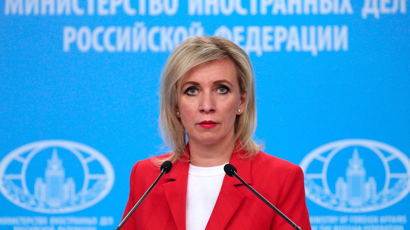 Захарова влаштувала істерику через переговори Сербії і Косово та згадала про Україну
