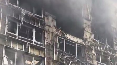 Удар по Дніпру спричинив пожежу в офісній будівлі, є постраждалі - 285x160