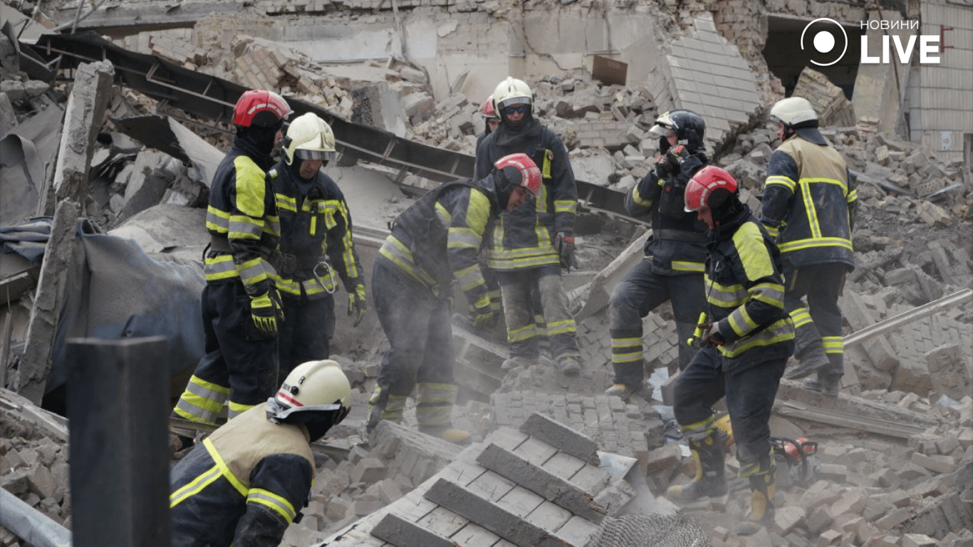 Місце падіння уламків у Києві 25 березня