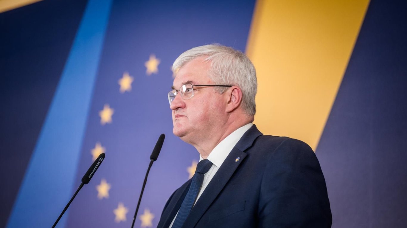 Перезавантаження відносин: МЗС сподівається на зміну курсу Угорщини