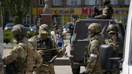 В Крыму оккупанты усилили давление на местных: в чем причина - 285x160
