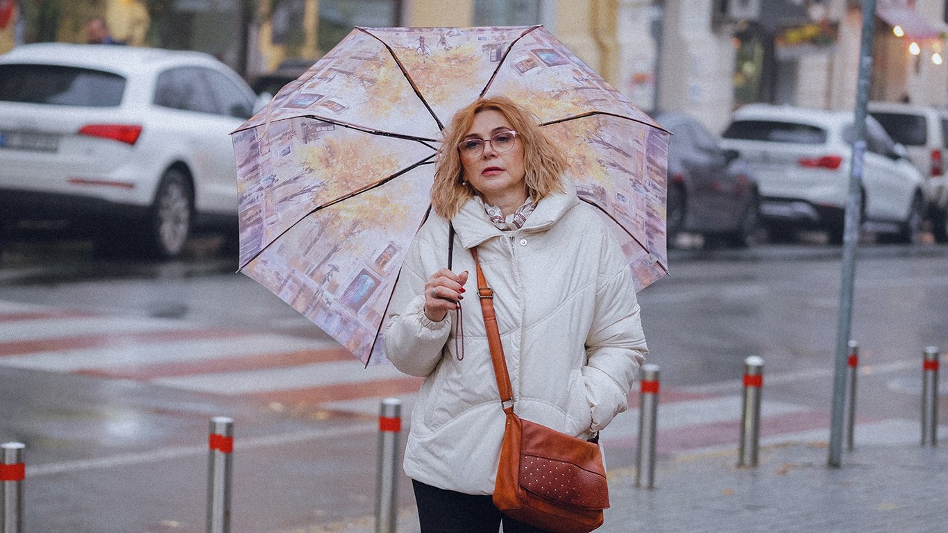Украину накроют дожди и похолодание: прогноз погоды на завтра