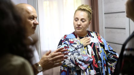 Нино Катамадзе посетила украинских бойцов в реабилитационном центре МВД - 285x160