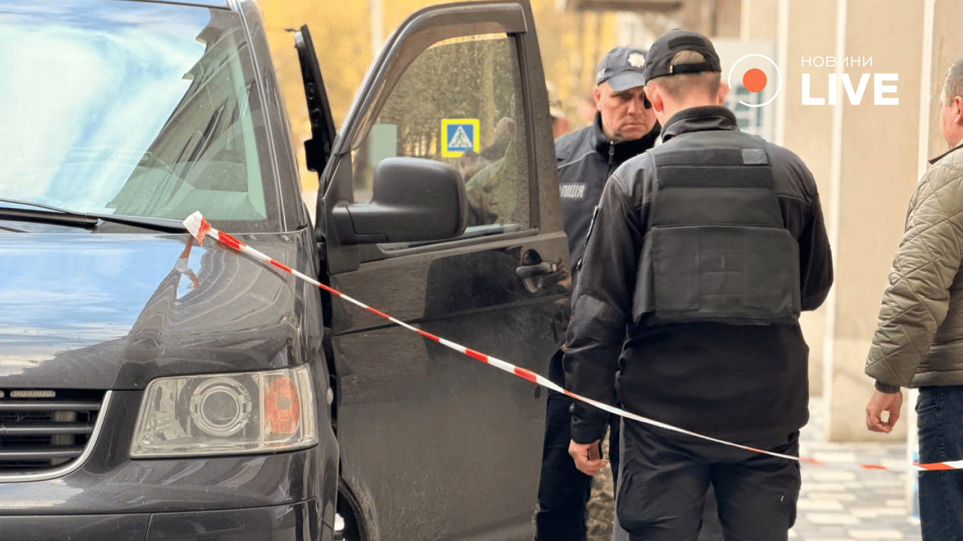 Bбивcтвo вiйcькoвoгo TЦK у Львoвi