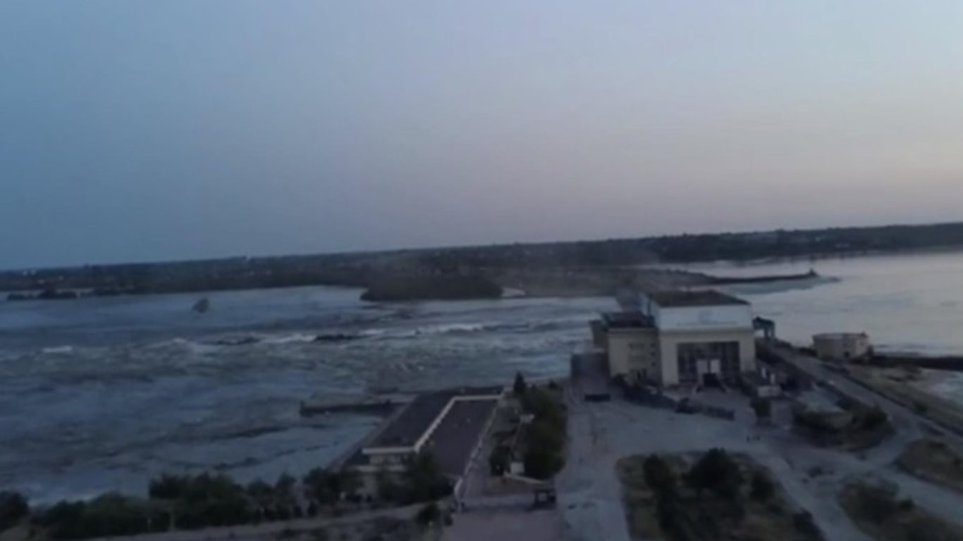 Подрыв Каховской ГЭС: названы населенные пункты, которым грозит подтопление