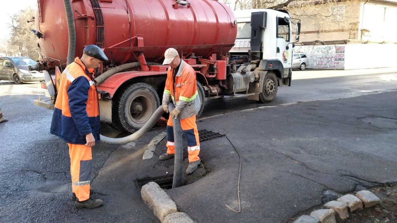 До уваги водіїв: в Одесі сьогодні заплановано ремонт доріг