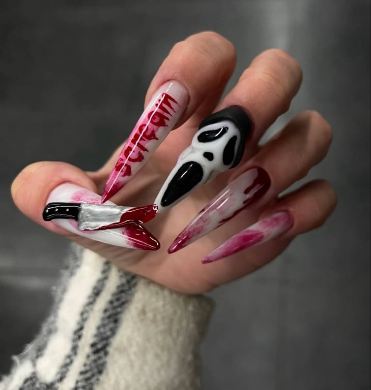 Моторошний дизайн манікюр до Геловіна