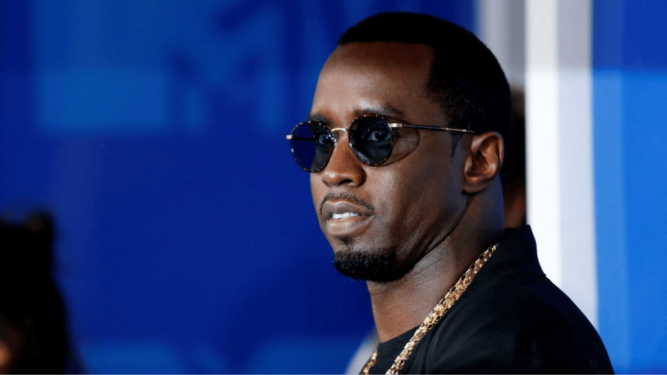 P. Diddy на вечірці змушував відому модель дивитися відео з Дженніфер Лопес - фото, деталі