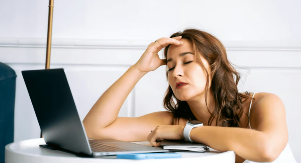 Почему болит голова 23 апреля - прогноз магнитных бурь