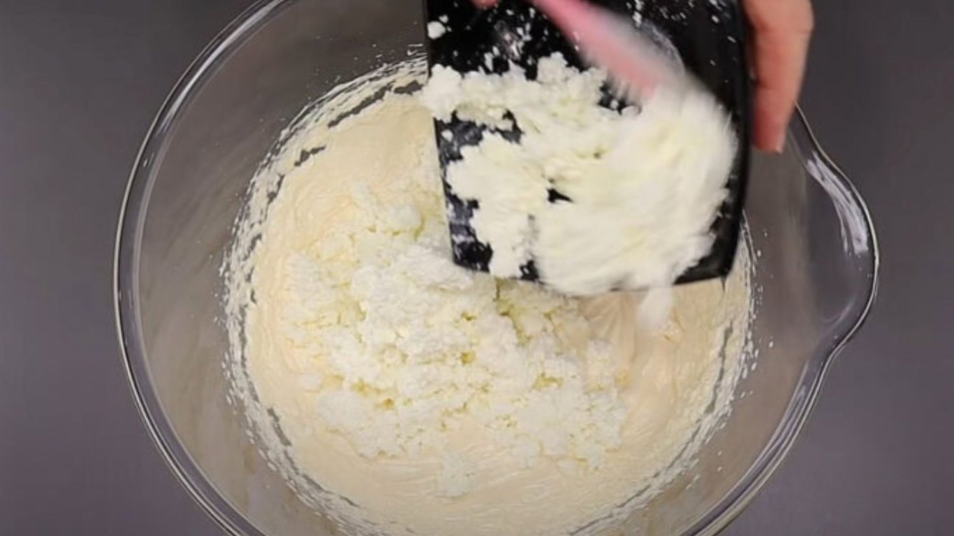 волога паска Помічниця за 5 хвилин, коли нема часу на дріжджові