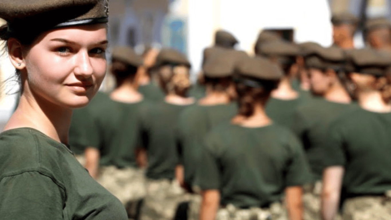 Військовий облік жінок: кого призовуть першою чергою
