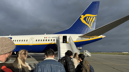 Як виправити інформацію в авіаквитку Ryanair та скільки це коштує - 290x166