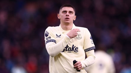 В Эвертоне сообщили, хотят ли оставить Миколенко - 285x160