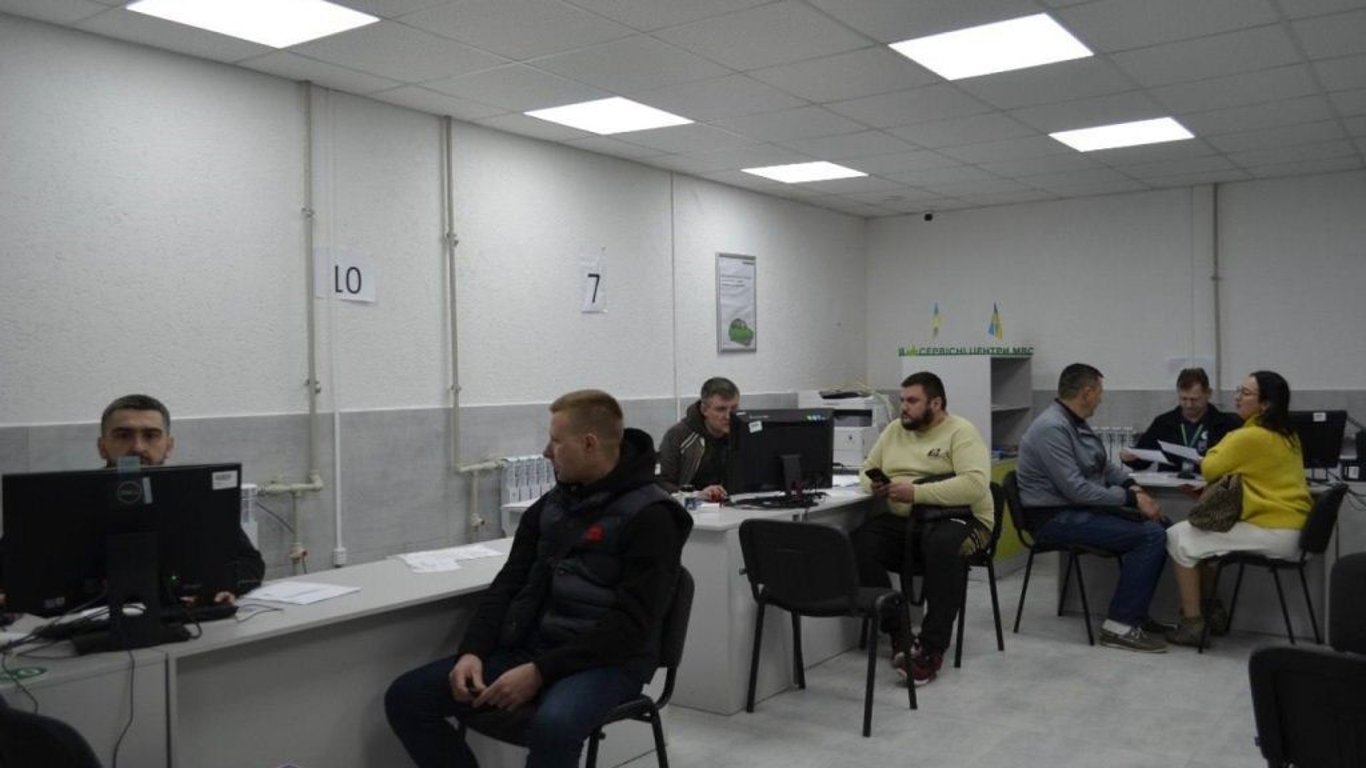 В Харькове открыли первый в Украине сервисный центр МВД в укрытии