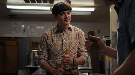 В России изменили сюжет сериала "Очень странные дела" - 290x166