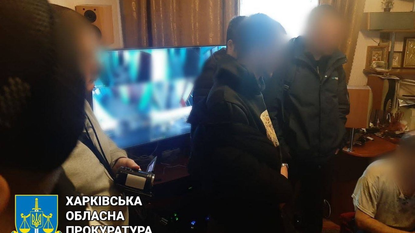 В Харькове осудили мужчину за то, что тот подсматривал за судьями