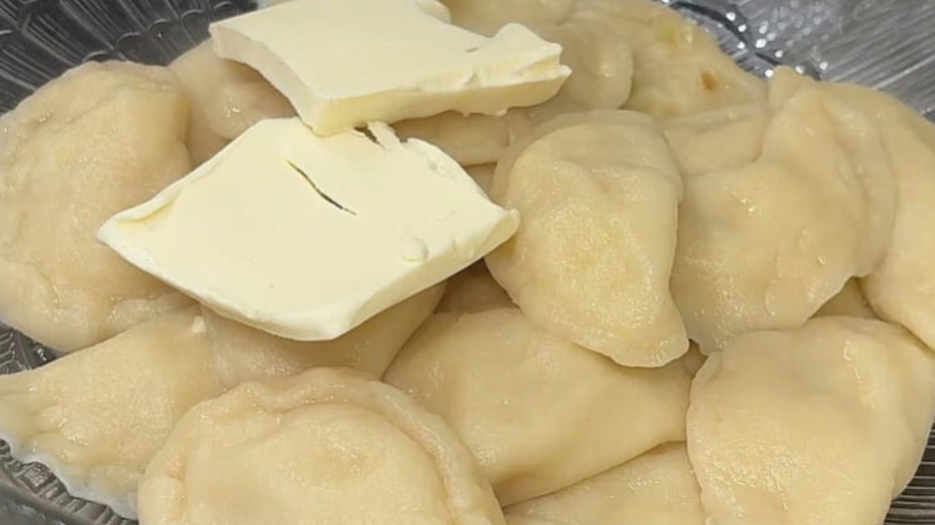 смачні вареники з картоплею