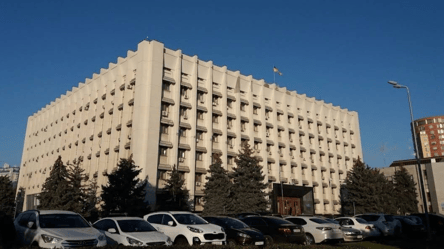 Майже 300 тисяч на годинник: закупівля одеської облради - 290x166
