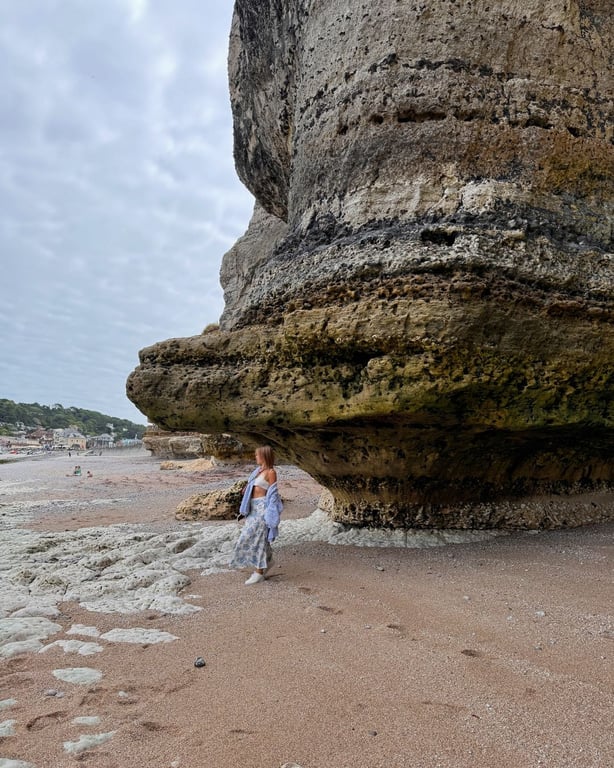 Анна Кошмал на пляжі