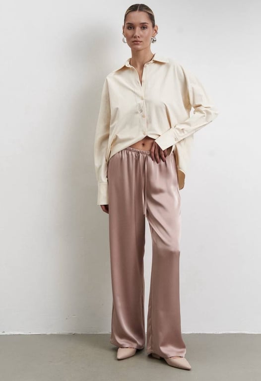 Ці штани входять в базовий гардероб