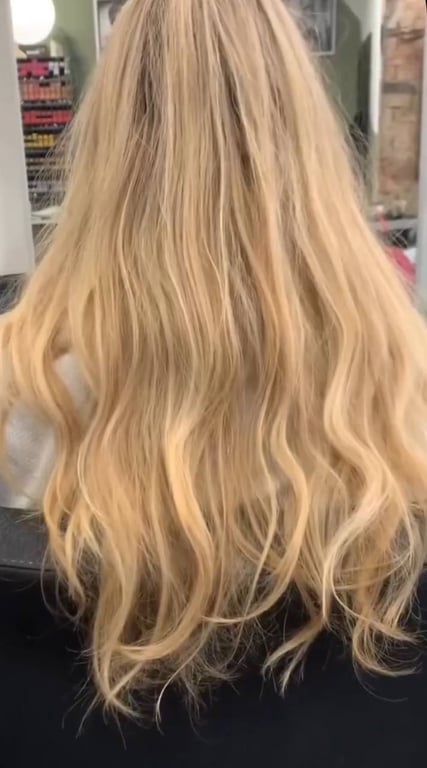 Блонд може мати різні відтінки